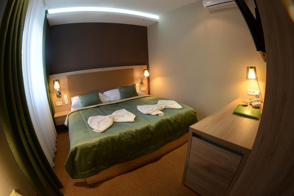 Hotel Stardust Nové Zámky Pokoj fotografie